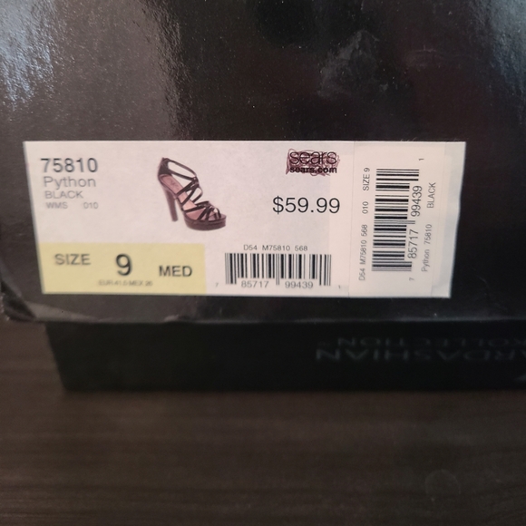 *NIB* Kardashian Kollection Platform Heels - Picture 5 of 6